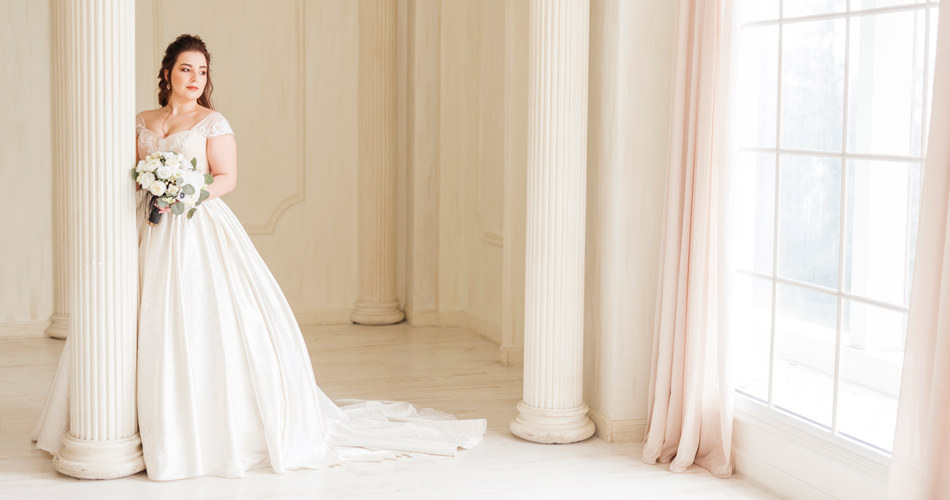 How to Accessorize your Wedding Dress in 2020