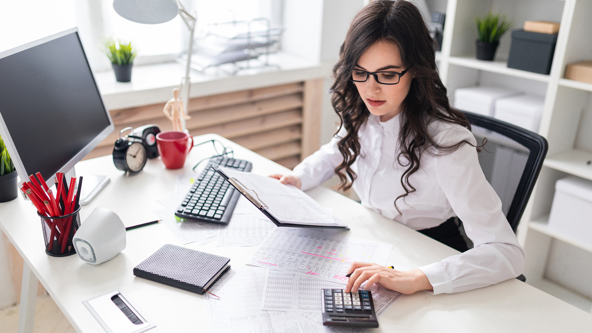 The Main Benefits of Hiring a Financial Advisor