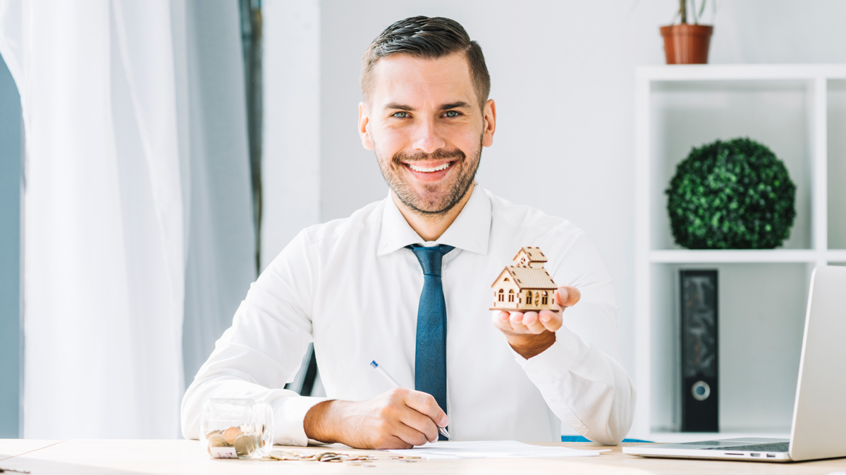 real estate agent