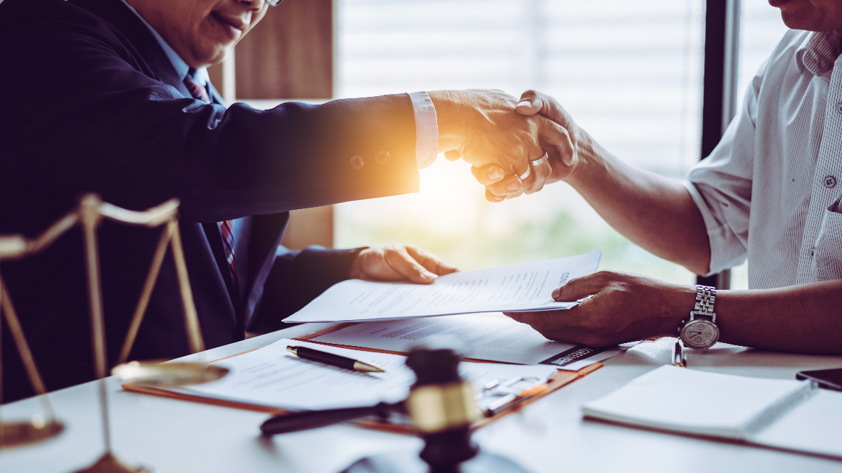 Reasons Why You Have to Hire a Professional Lawyer After an Accident