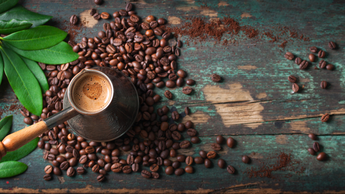 How Coffee Is Made – From the Planting Process to the Brewing Process