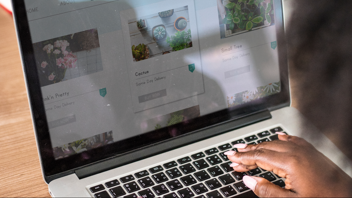 The Differences a Moving Image Can Make to a Webpage