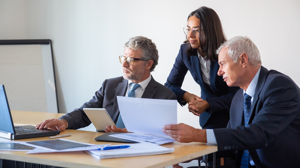 6 Good Reasons to Choose an LLC Over a Corporation