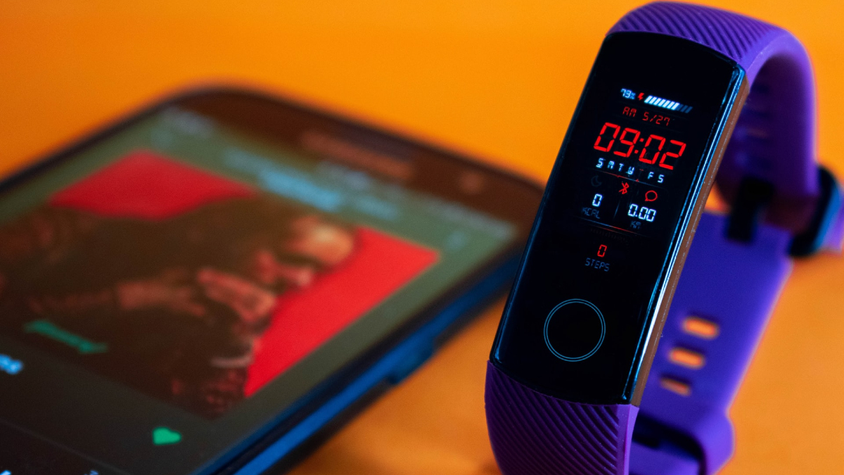 Why Is the Huawei Band Banned from Google?