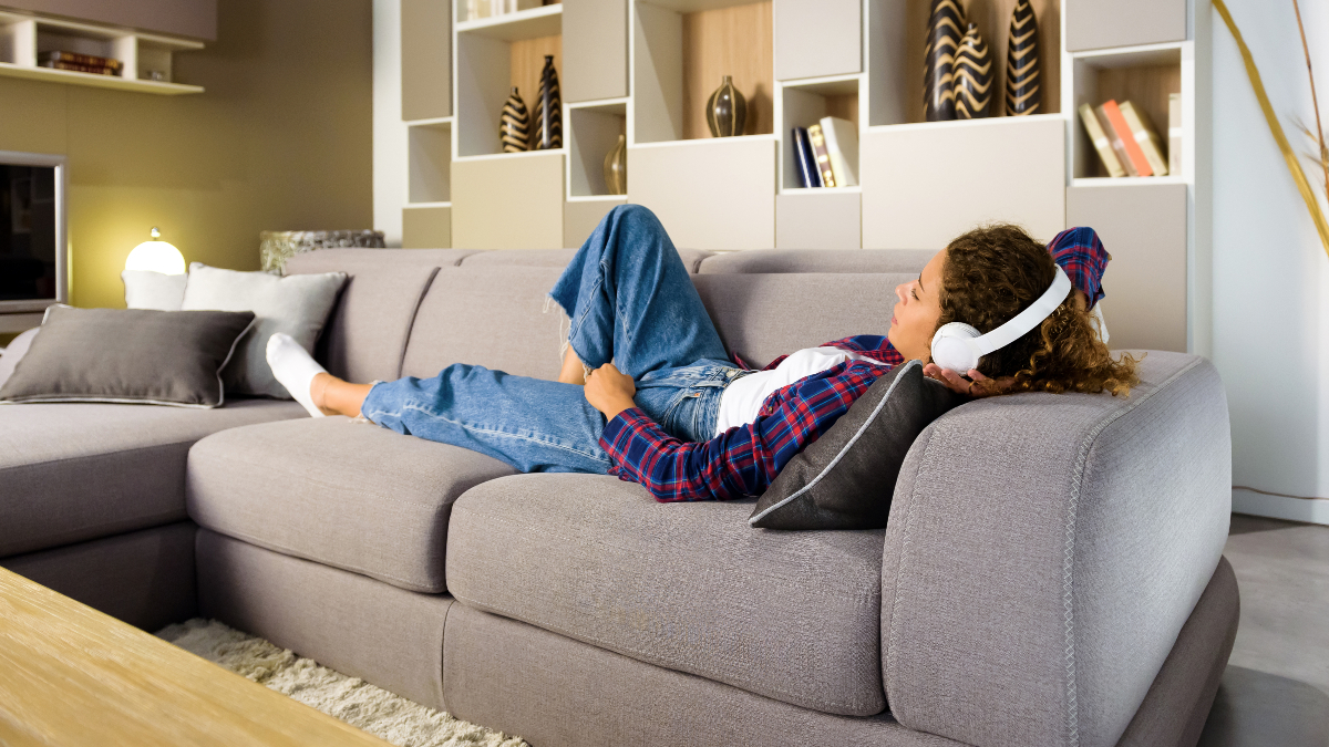 4 Ways to Create a Relaxing Den