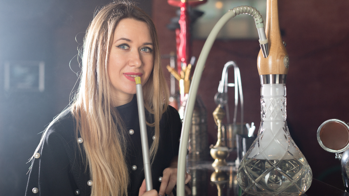 6 Useful Ways to Make Your Hookah Smoking Experience Incredible