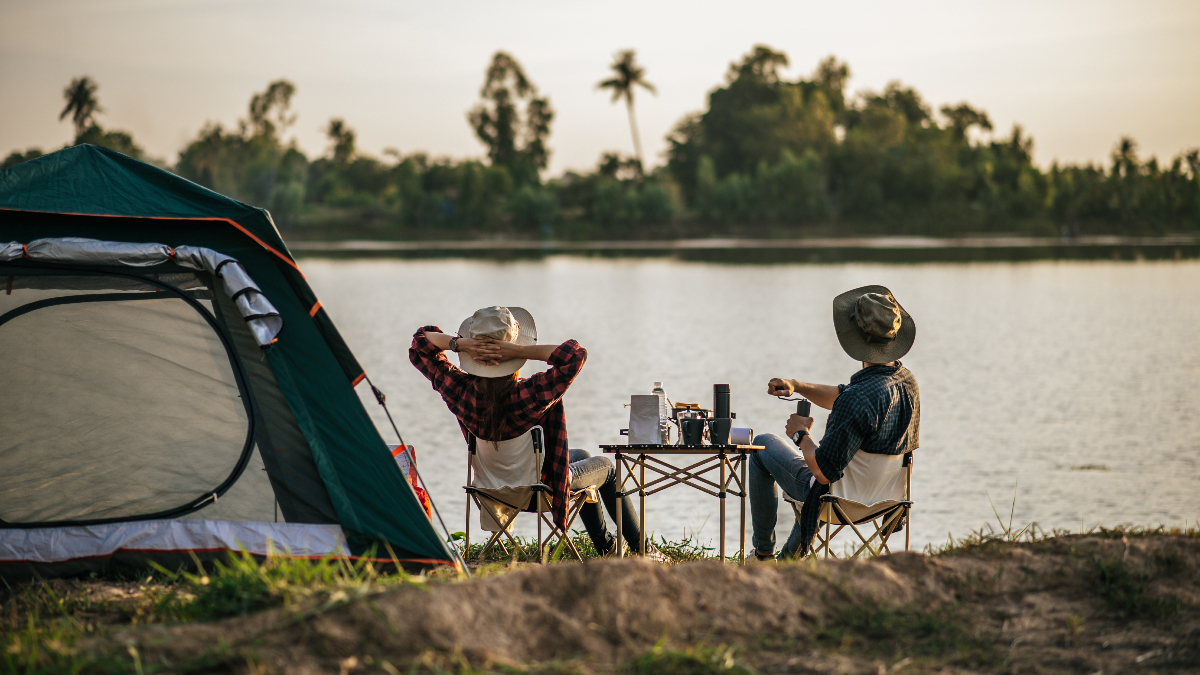 Essential Equipment That You Need to Bring on Every Camping Trip