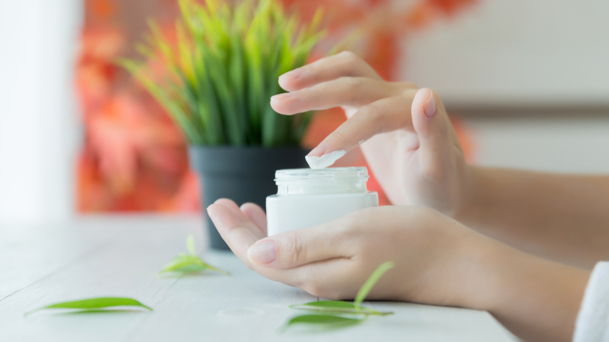 Which Beauty Products Will Actually Improve Your Skin? 8 Features to Look For