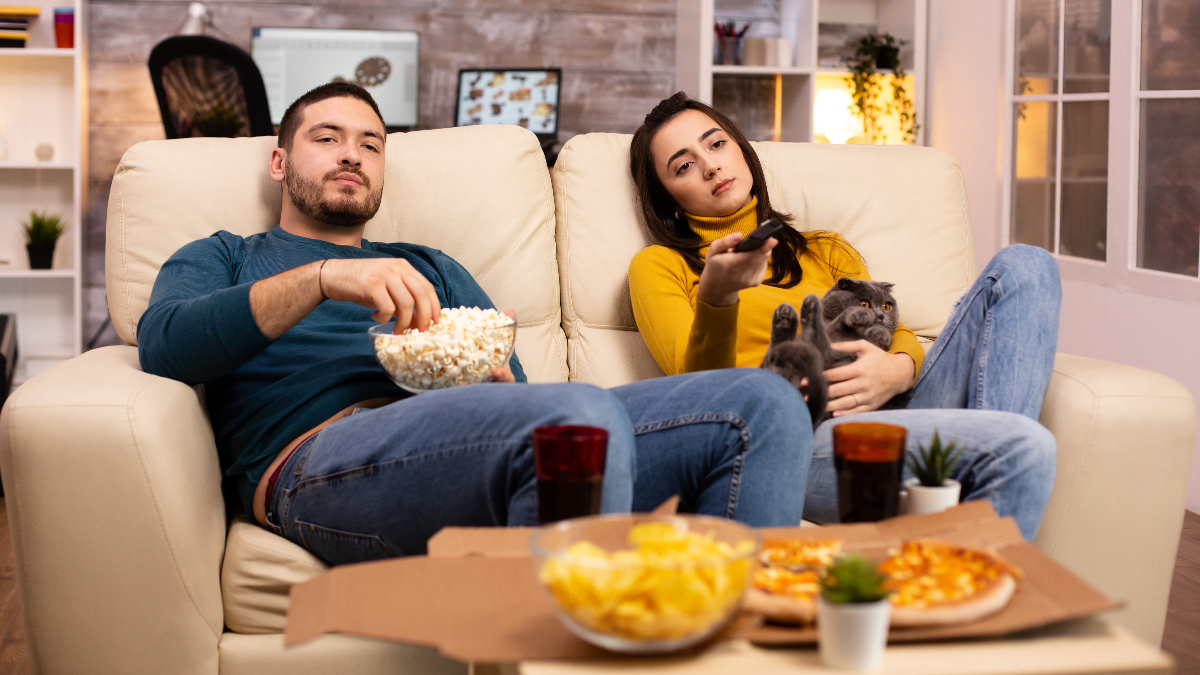 Top 3 Ways to Have Fun at Home With Online Entertainment