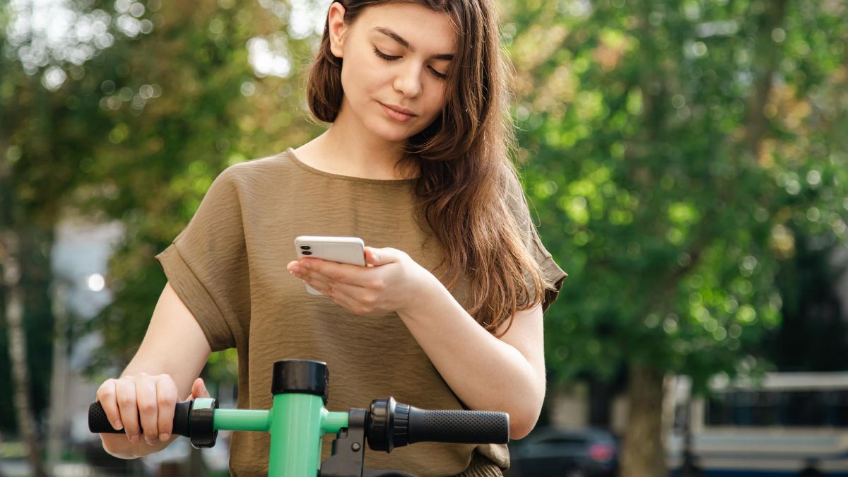 Getting Around Safely: How to Drive an Electric Mobility Scooter