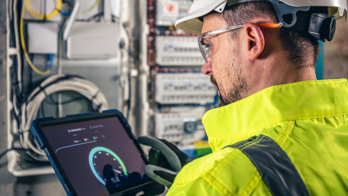 How to Integrate Your Electric Backup Generator With Other Home Automation Systems