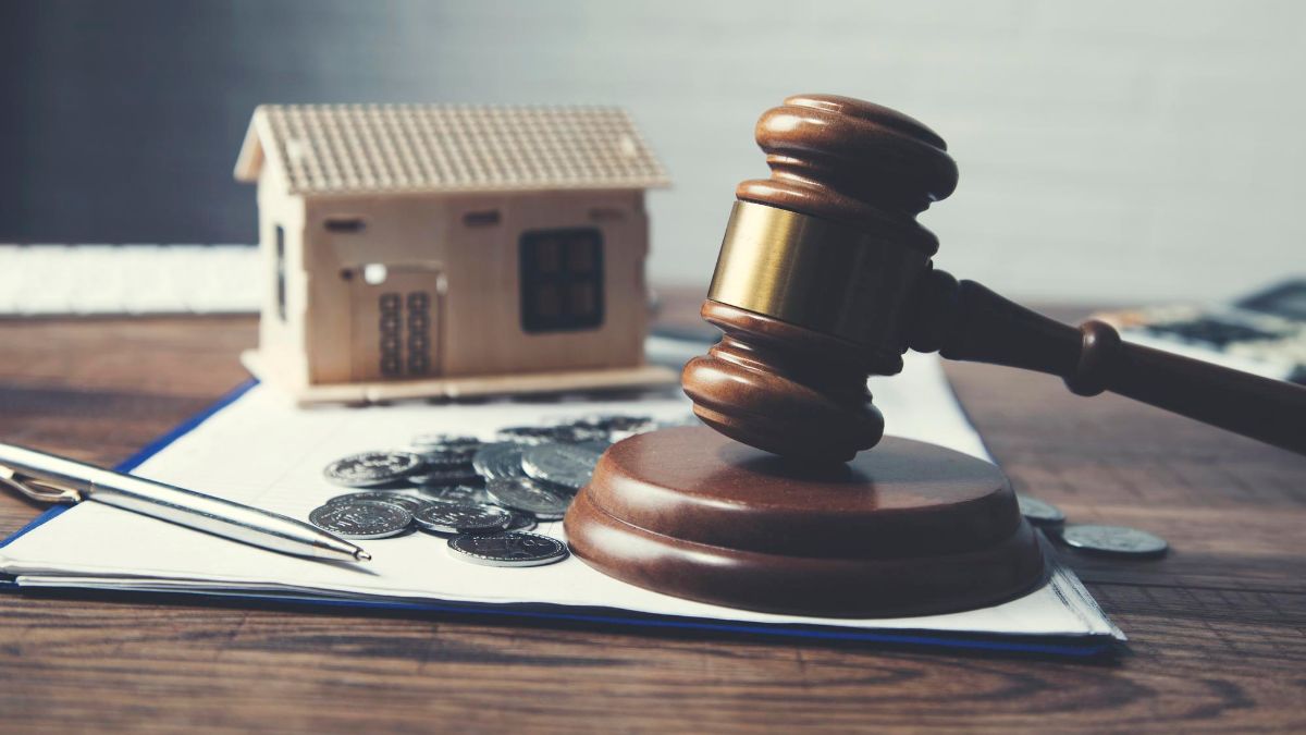 Tips in Choosing the Right Real Estate Lawyer